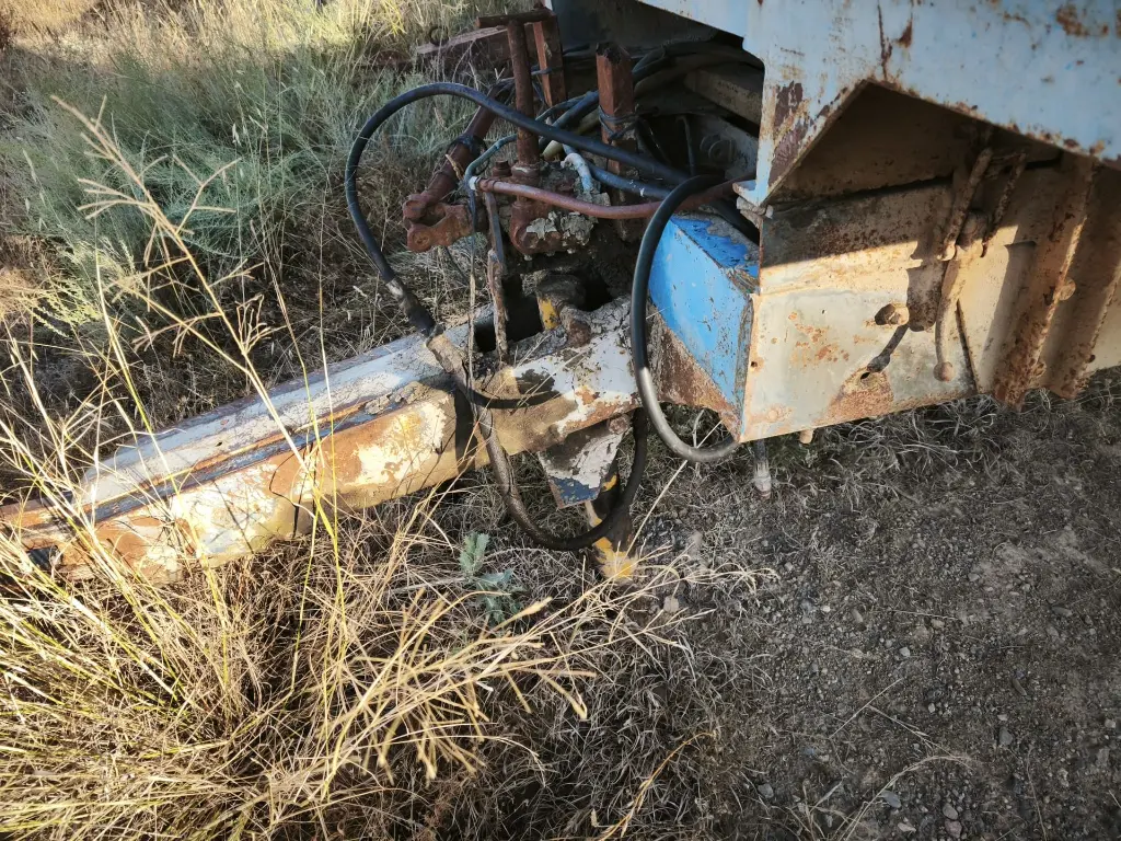 REMOLQUE BASCULANTE (3).webp