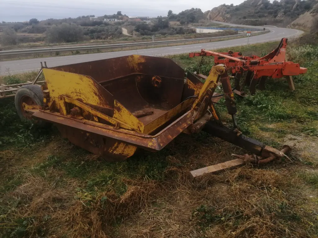 TRAILLA TENIAS (3).webp