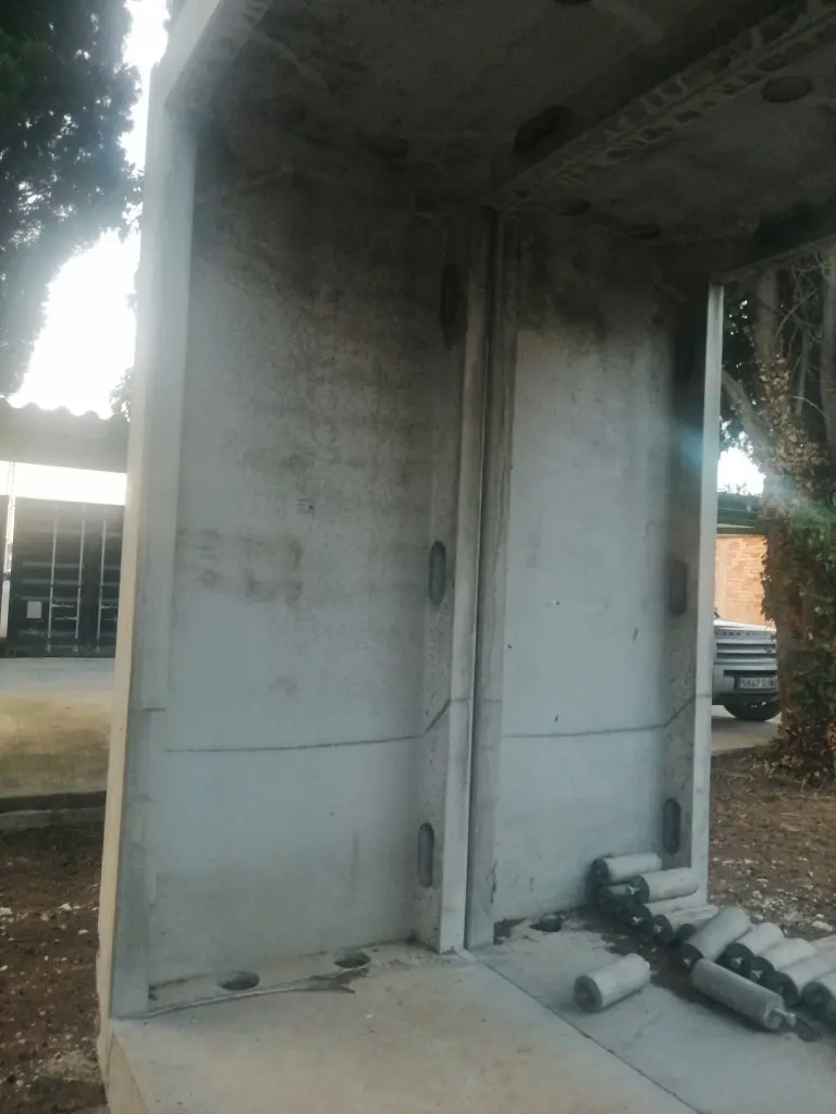 MODULOS PREFABRICADOS DE HORMIGON.webp