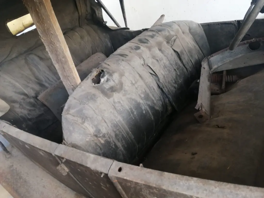 COCHE FORD-T (2).webp