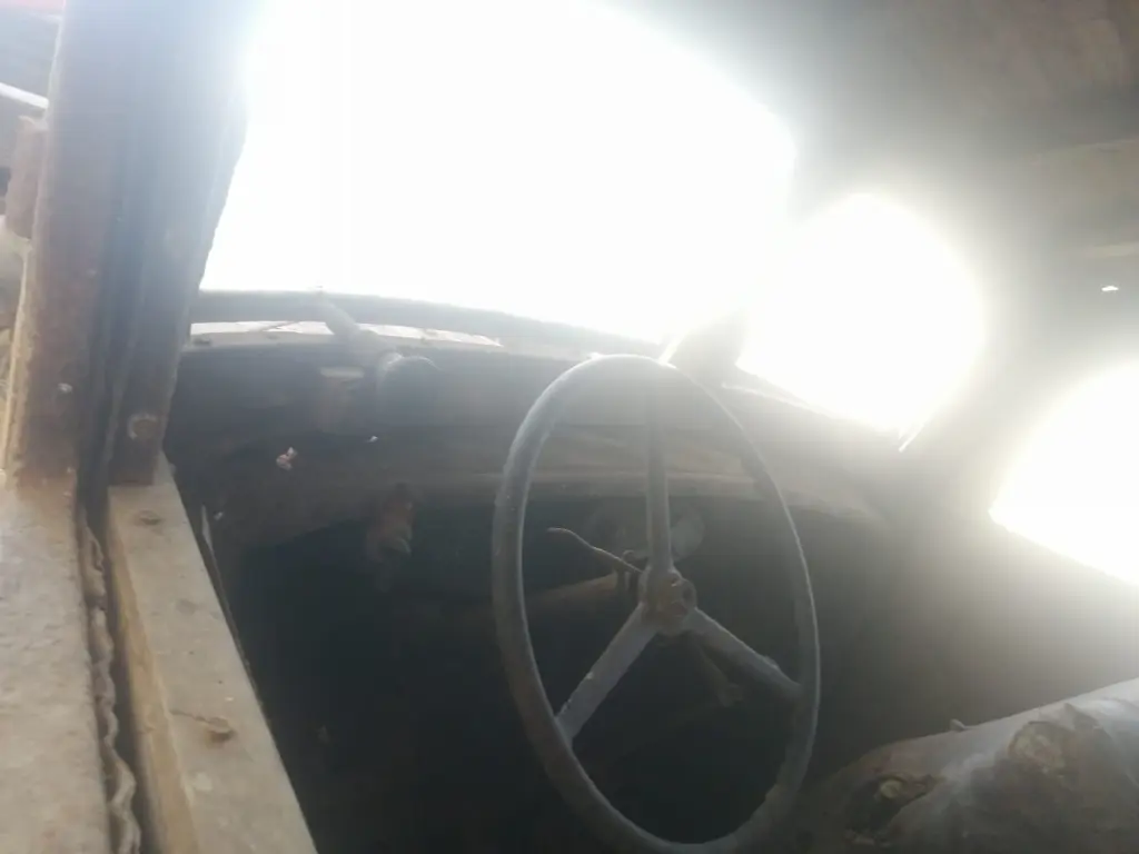 CAMION CLASICO FORD (7).webp