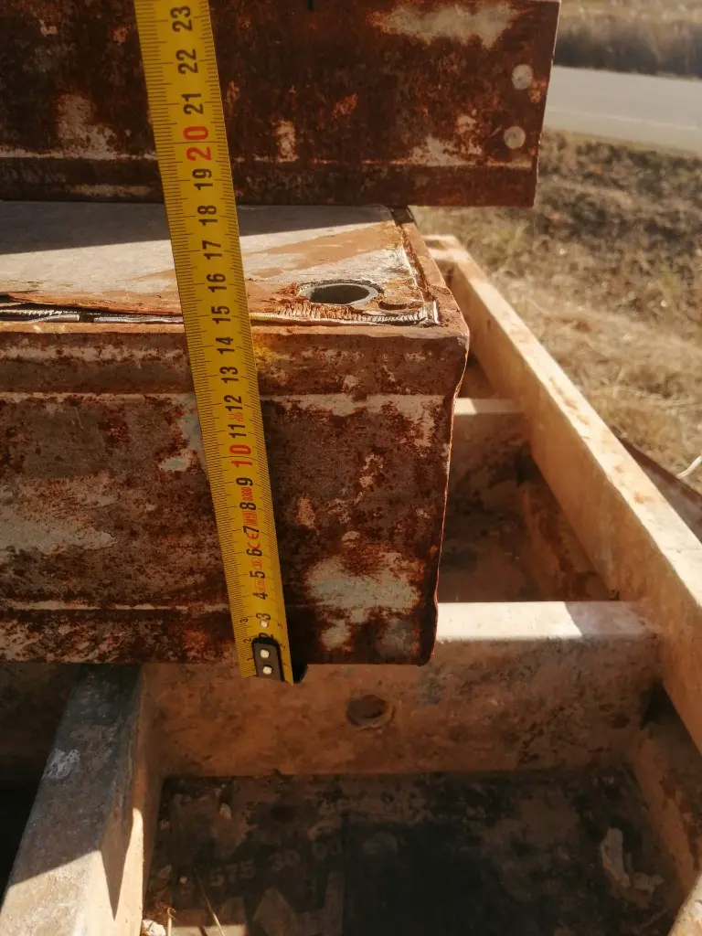 CHAPA DE ENCOFRAR.webp