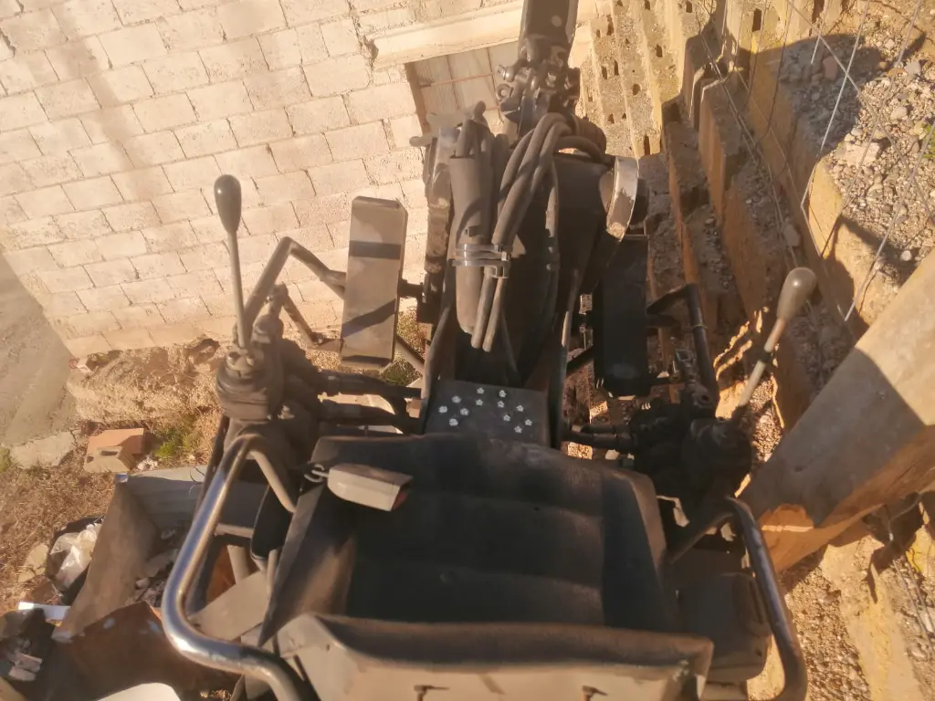 GRUA PARA CAMION.webp