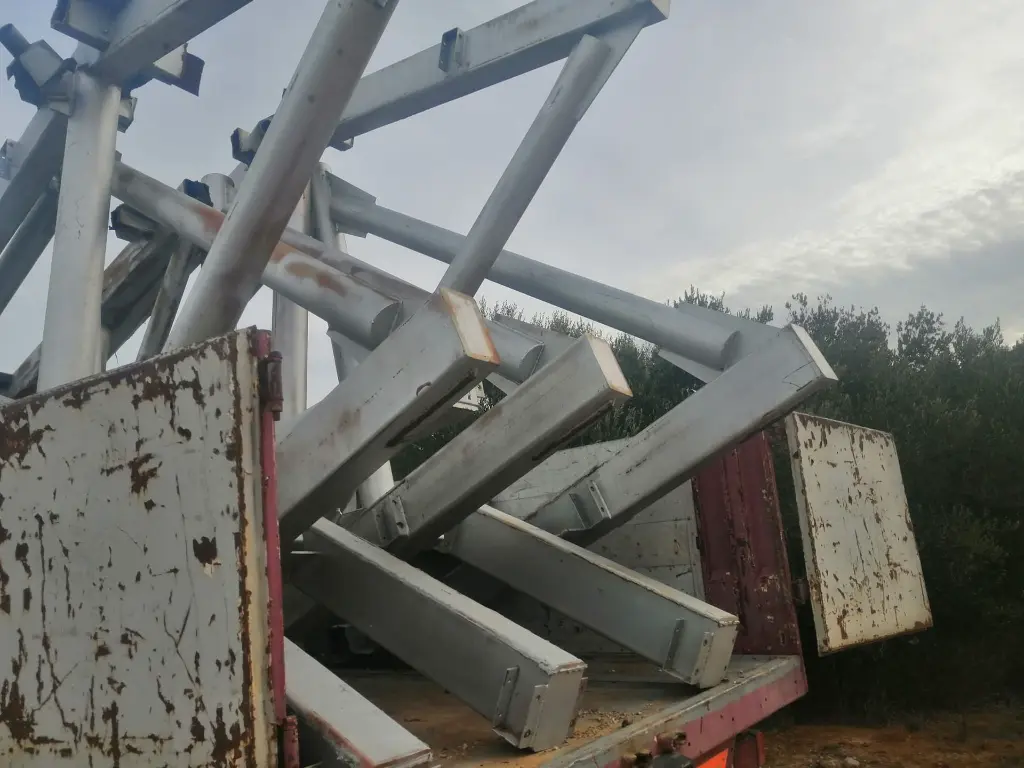 ESTRUCTURA METALICA (3).webp