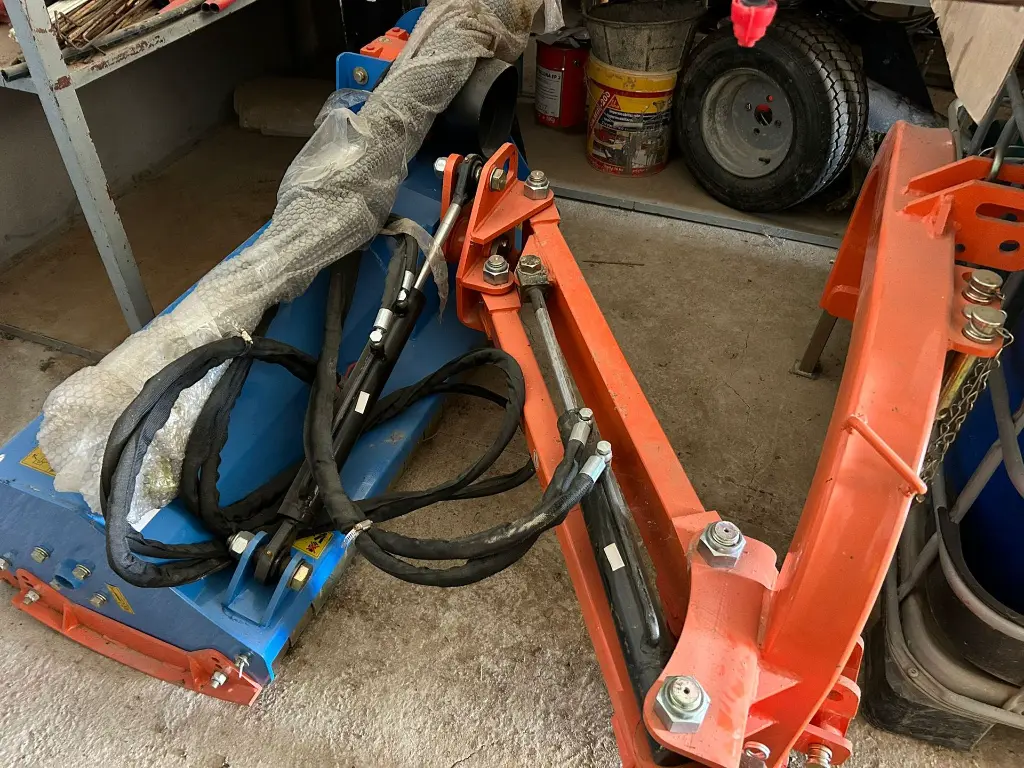 PICADORA DE BRAZO (2).webp