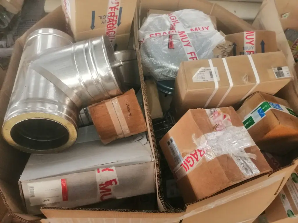 MATERIAL ELECTRICO Y FONTANERIA (5).webp