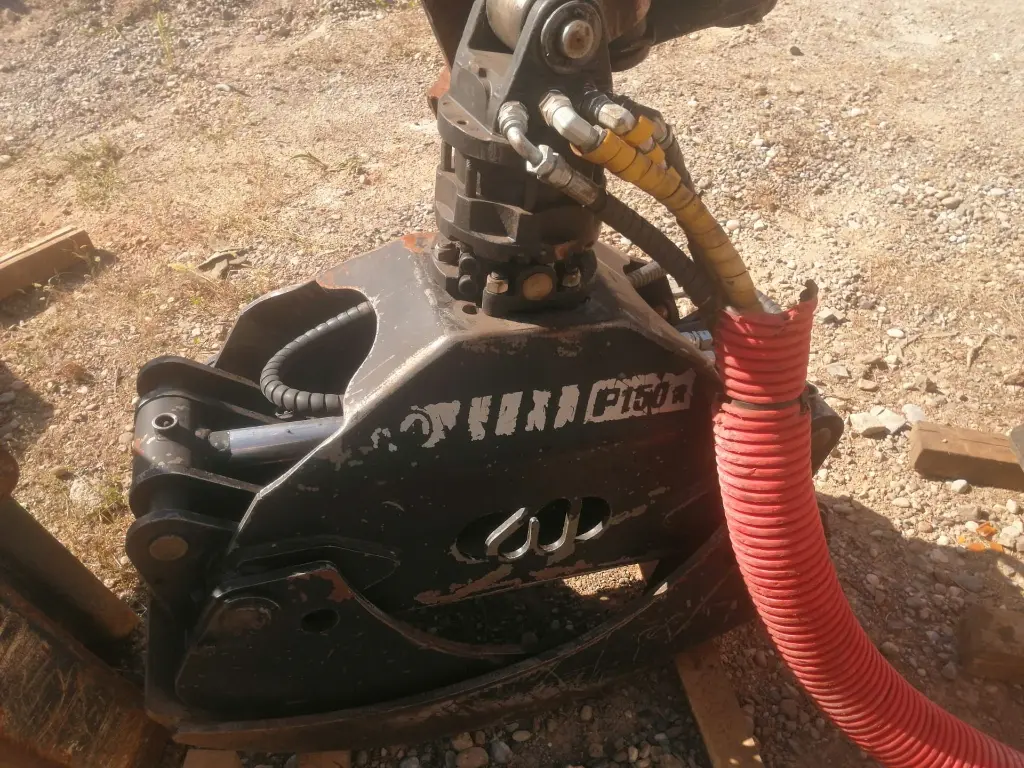 PINZA-GRAPA (2).webp