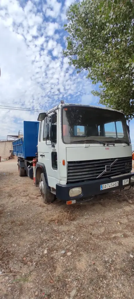 580 - CAMIÓN VOLVO   