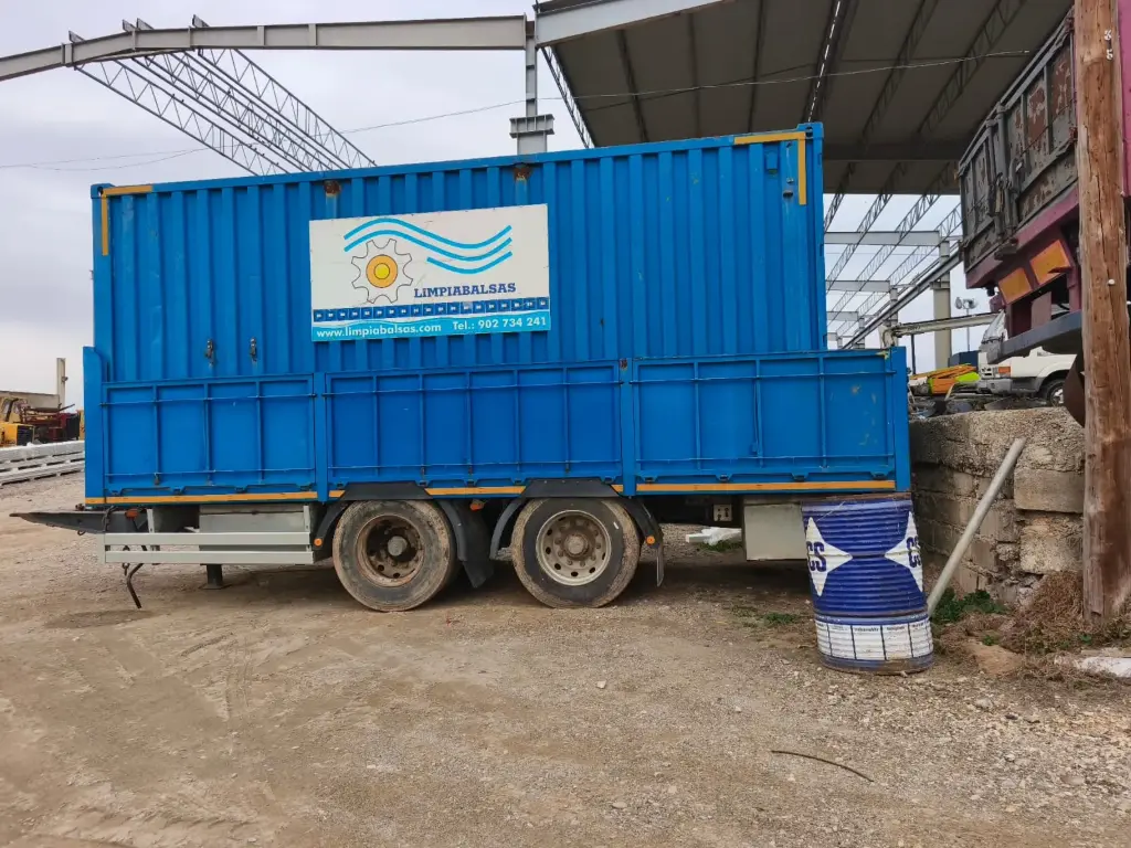 658 - REMOLQUE + CONTENEDOR + GENERADOR