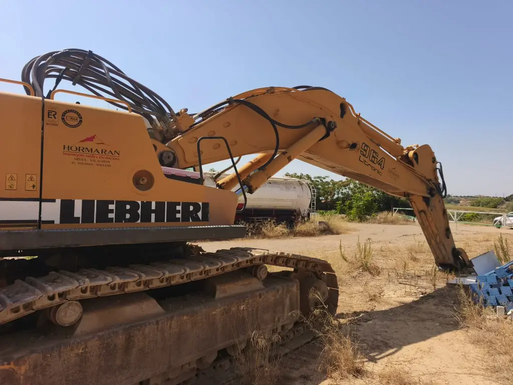 S406-excavadora Liebherr