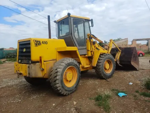 [S352] S352-PALA CARGADORA JCB 410