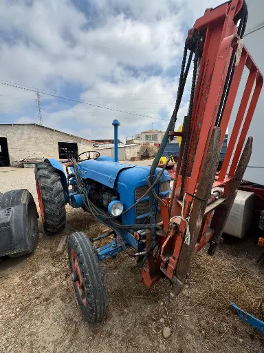 [S409] S409-Tractor Ebro 55